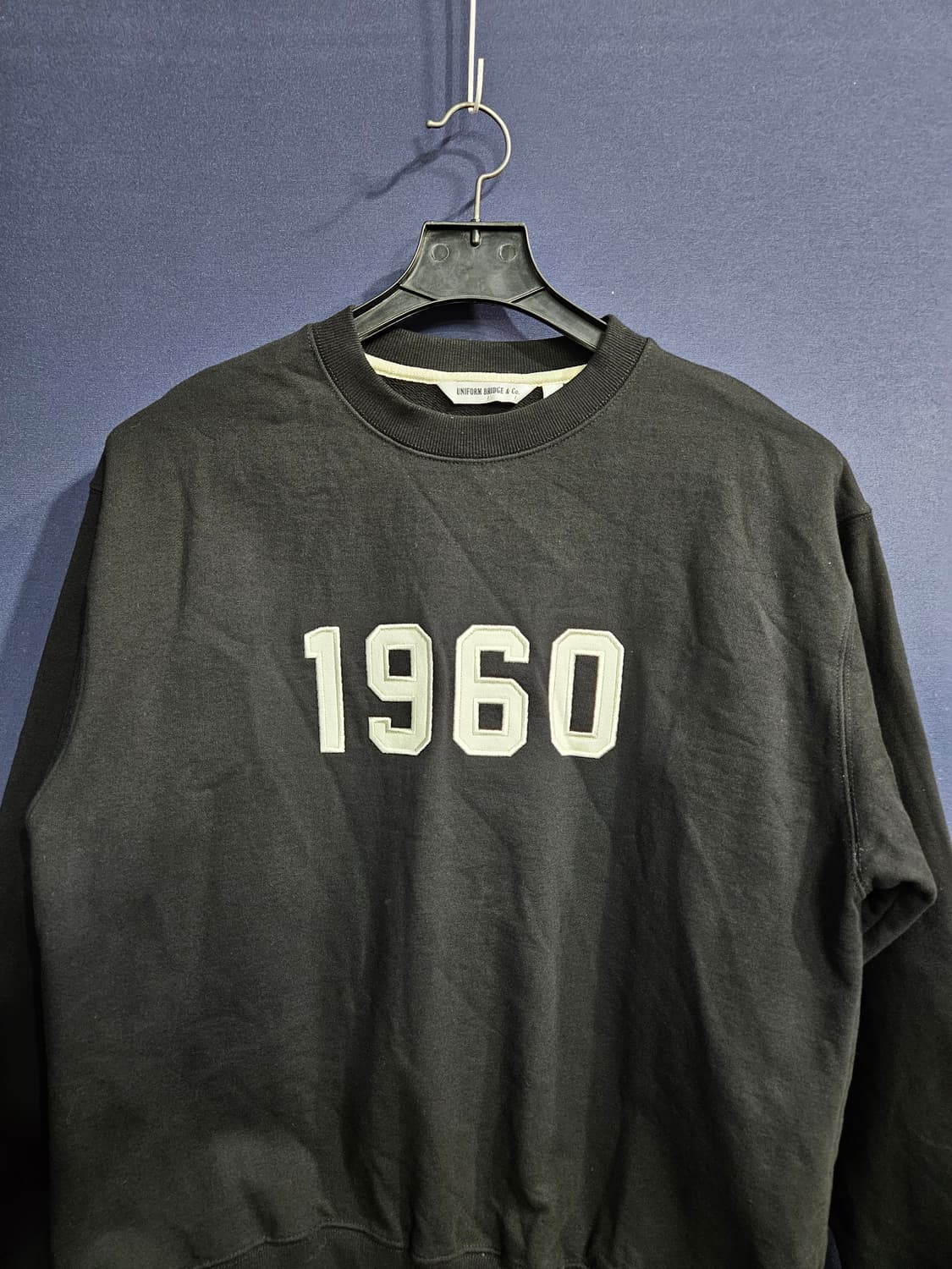 유니폼 브릿지 1960 블랙 남성 세미오버핏 100 맨투맨  상품이미지7