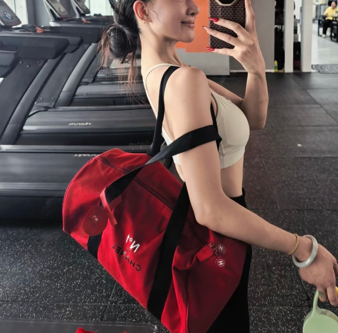 샤넬 뷰티 보스턴백 까멜리아 레드 상품이미지5