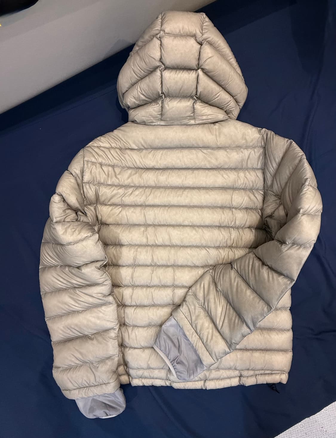 산산기어 서픽스 푸퍼 그레이(3) fw24 / S급 상품이미지2