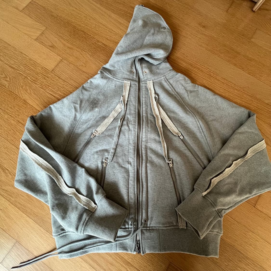 써저리 후드집업 s 새상품 판매 상품이미지3