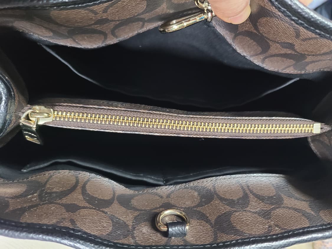 코치 시그니처 토트백 상품이미지6