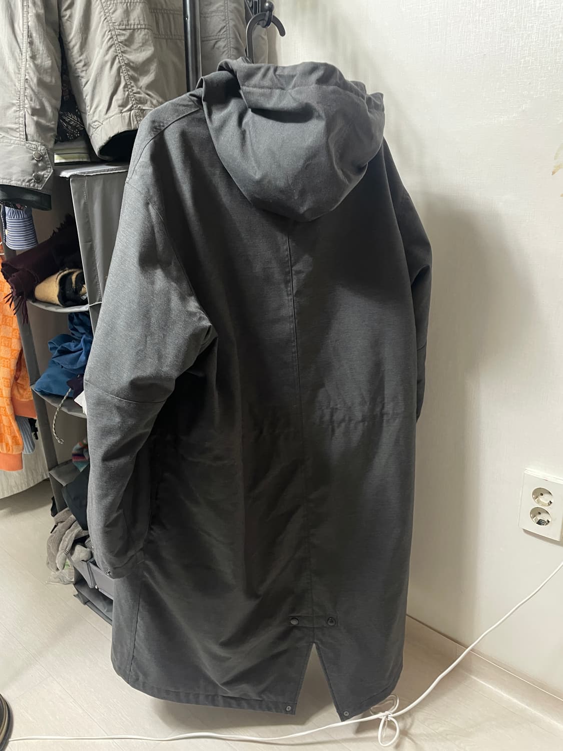 유니클로 엔지니어드 가먼츠 후드코트 그레이 상품이미지2