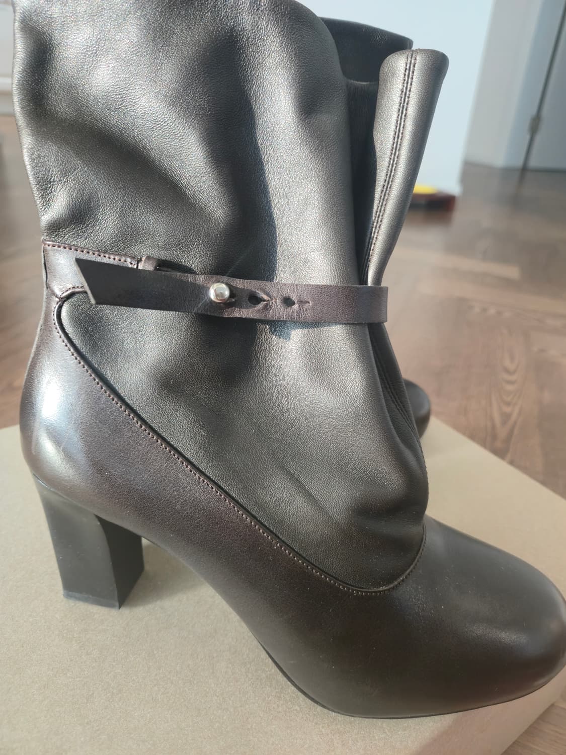 르메르 부츠 상품이미지2