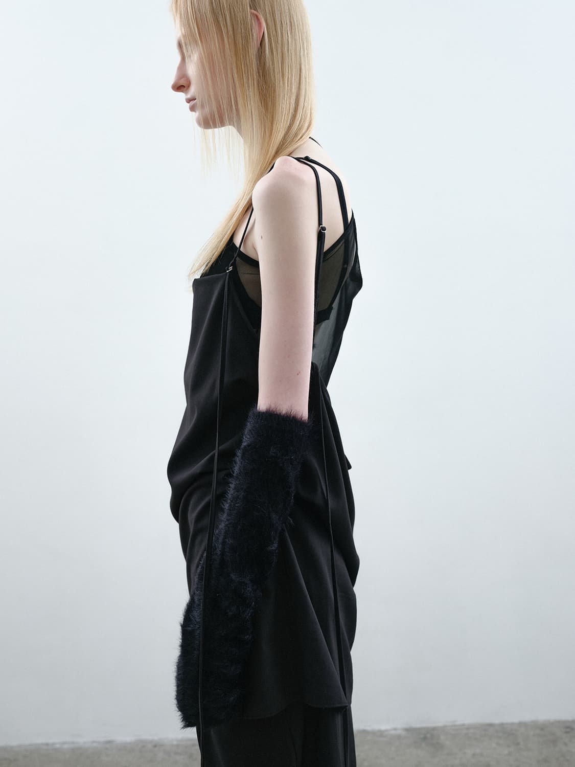 낫띵에브리띵 백리스 스트랩 드레스 backless strap dress 상품이미지6