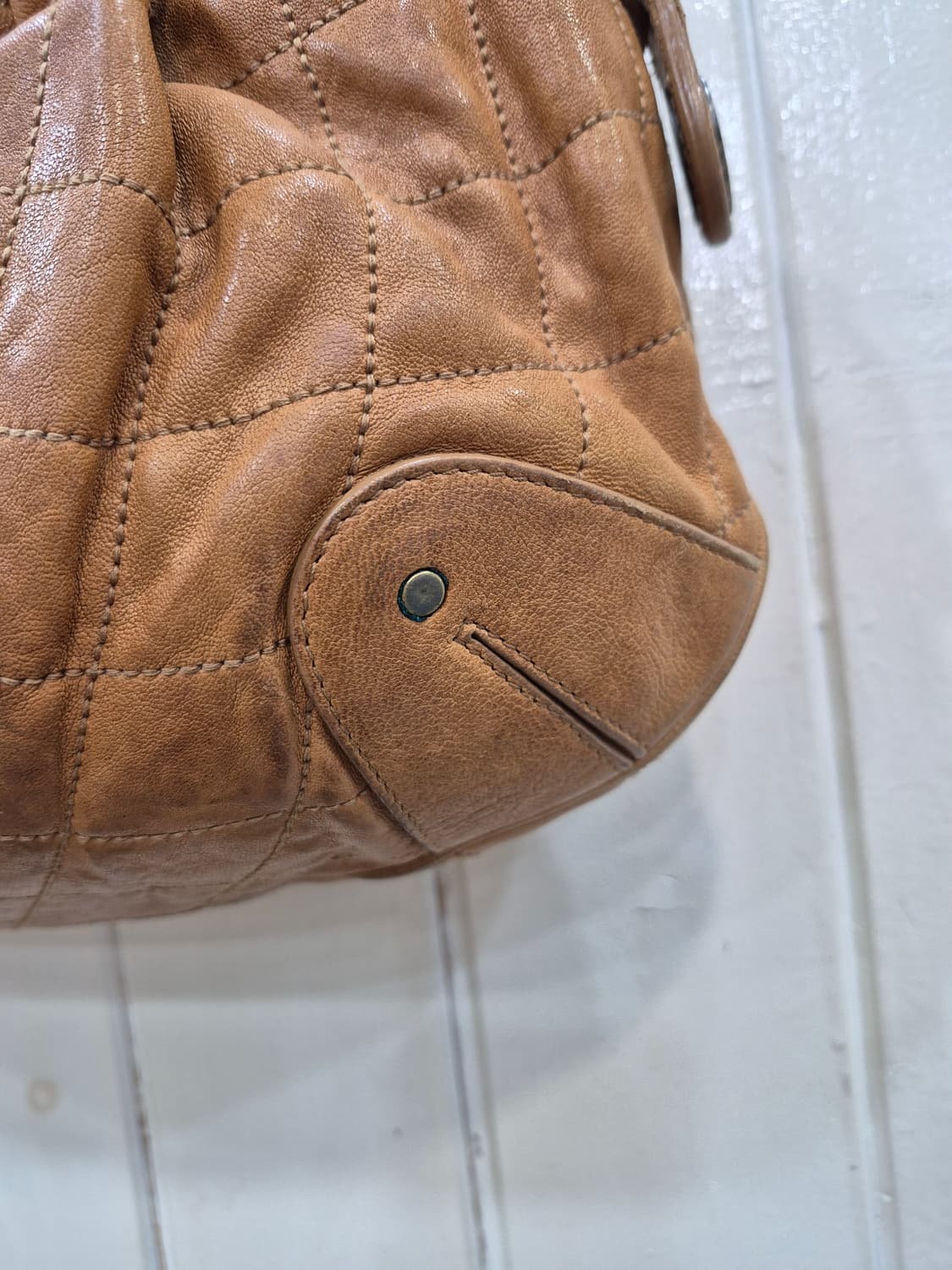 발리 모린T 퀼팅 가죽숄더백 상품이미지3