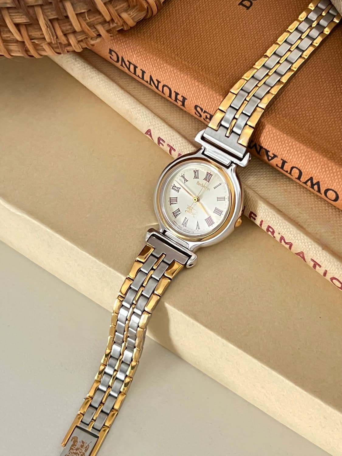 버버리 콤비 라운드 여성 시계 / 케어 상품이미지1