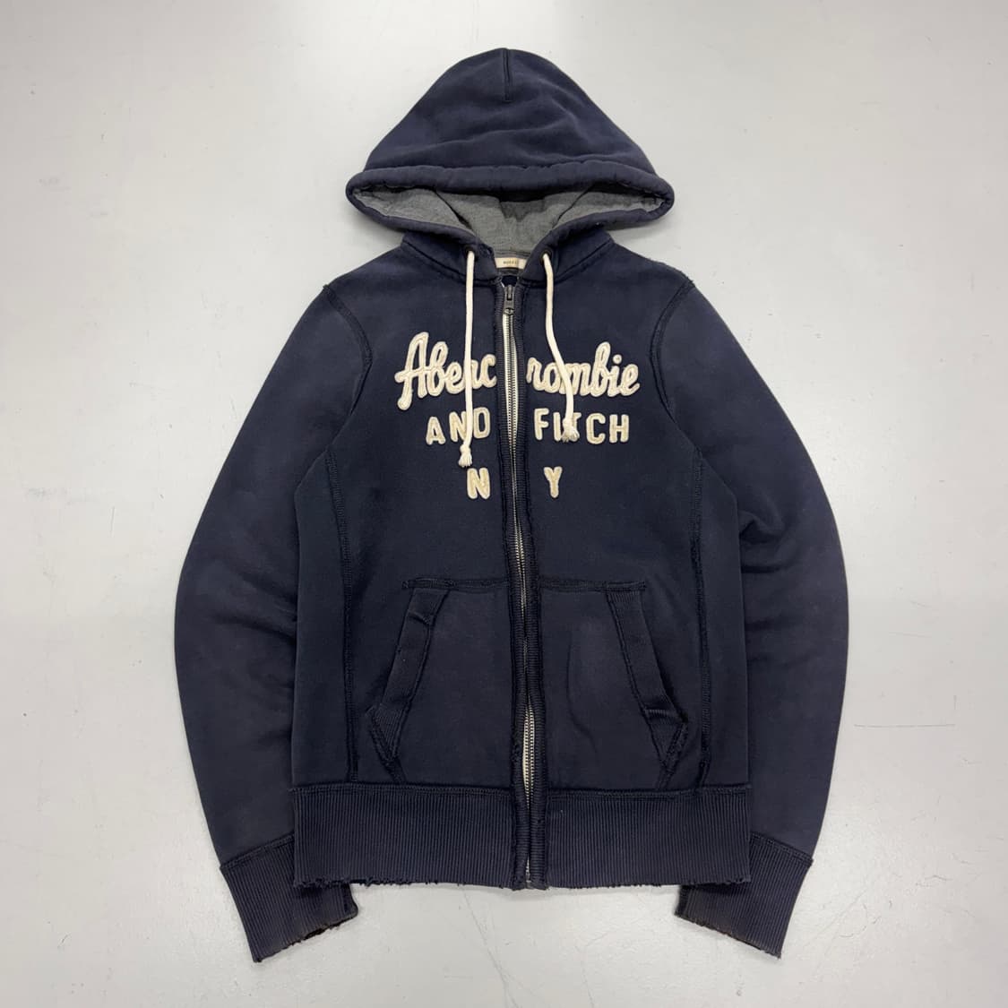 아베크롬비 Y2K 아치로고 후드집업 네이비 상품이미지2