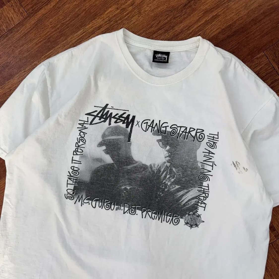 XLStussy 스투시 x 갱 스타 테이크 잇 퍼스널 티셔츠 화이트 상품이미지4