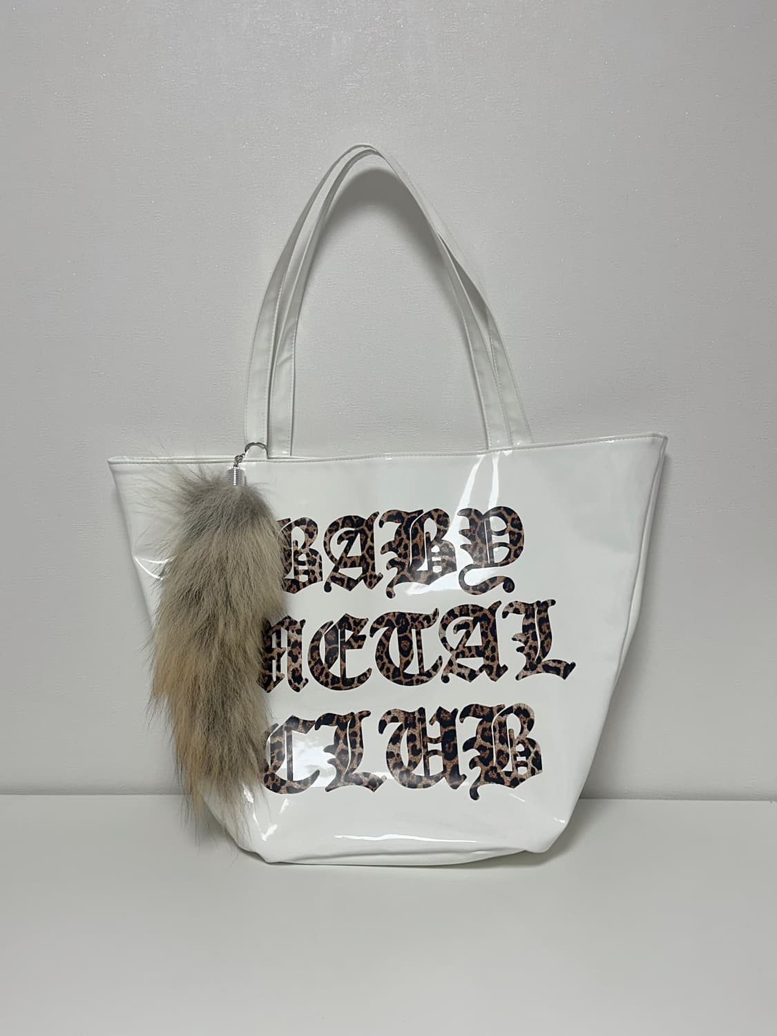 베이비메탈클럽 에나멜 백 화이트 상품이미지1