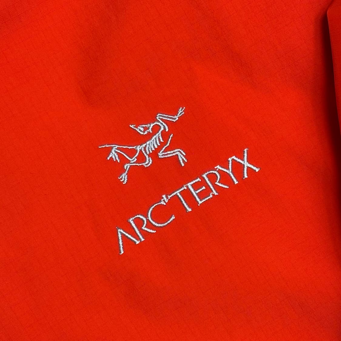 아크테릭스 제타SL L사이즈 레드 + 오렌지 컬러 바람막이 상품이미지5