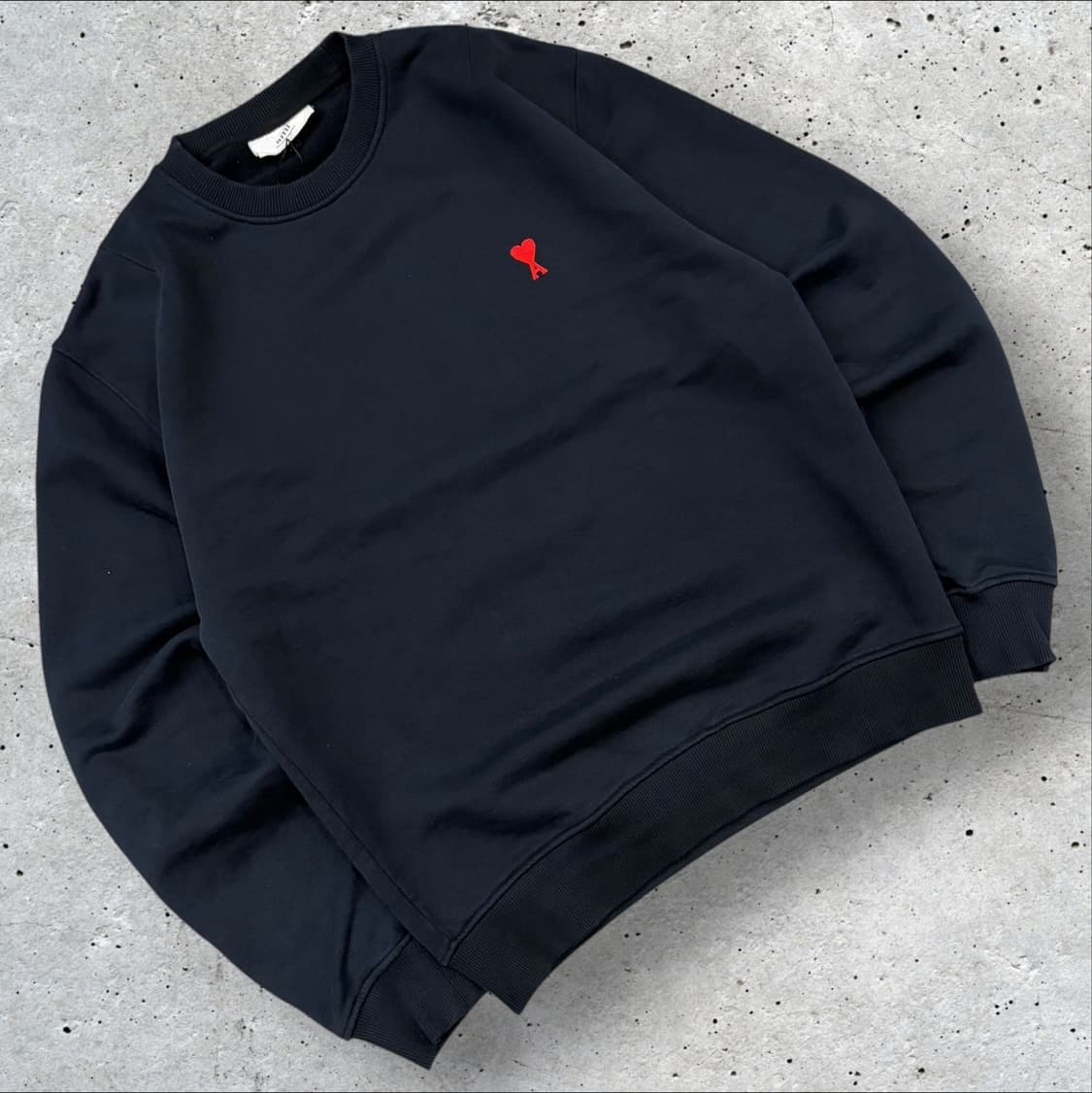 [L] 21s 아미 스몰 하트 블랙 맨투맨 B360 상품이미지1