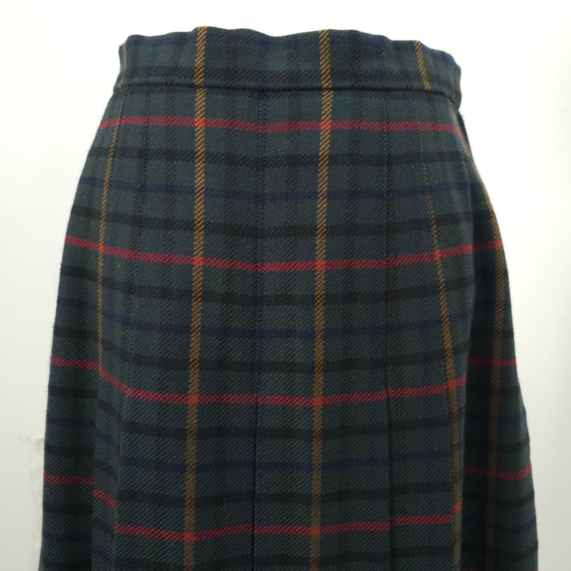 DAKS 울100%  딥그린 체크 플리츠 미디스커트  상품이미지2