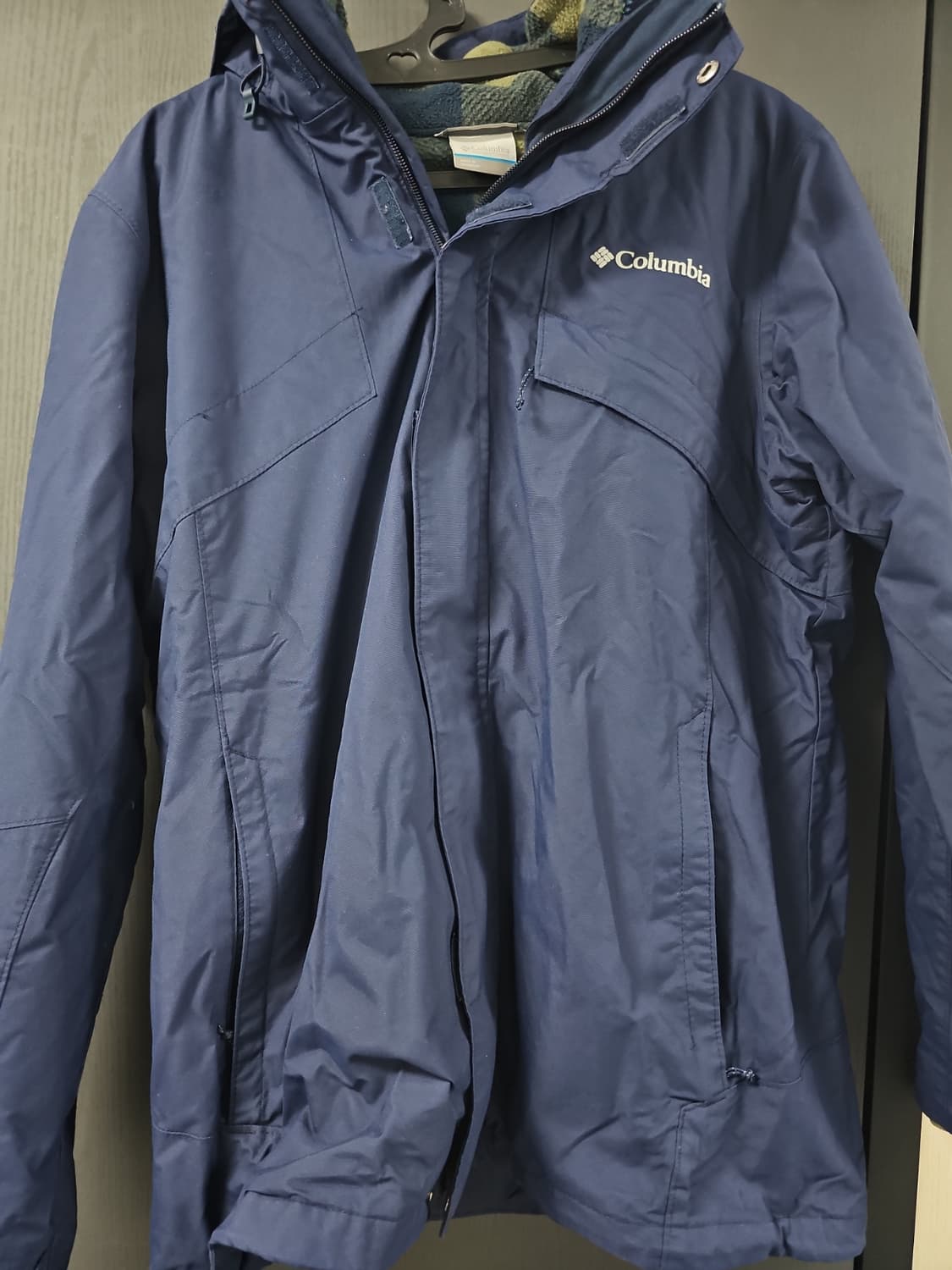 콜롬비아 정품 바람막이 내피 있음 100사이즈 팝니다 상품이미지1