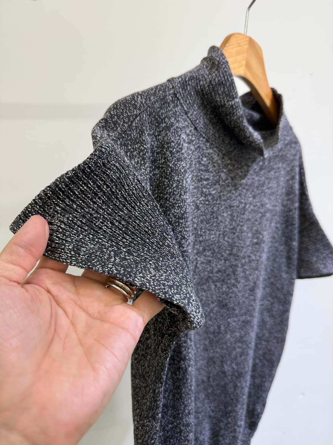 ISSEY MIYAKE (Made in Japan) 반팔 니트  상품이미지4
