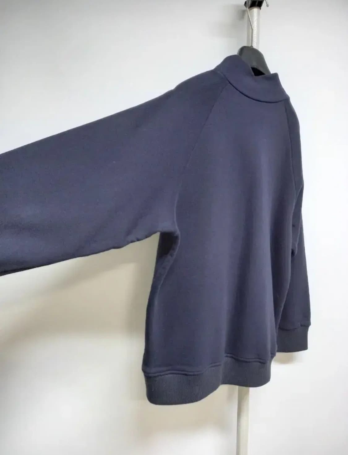 세컨플로어 추동 기모 박시타입 맨투맨 F 상품이미지6