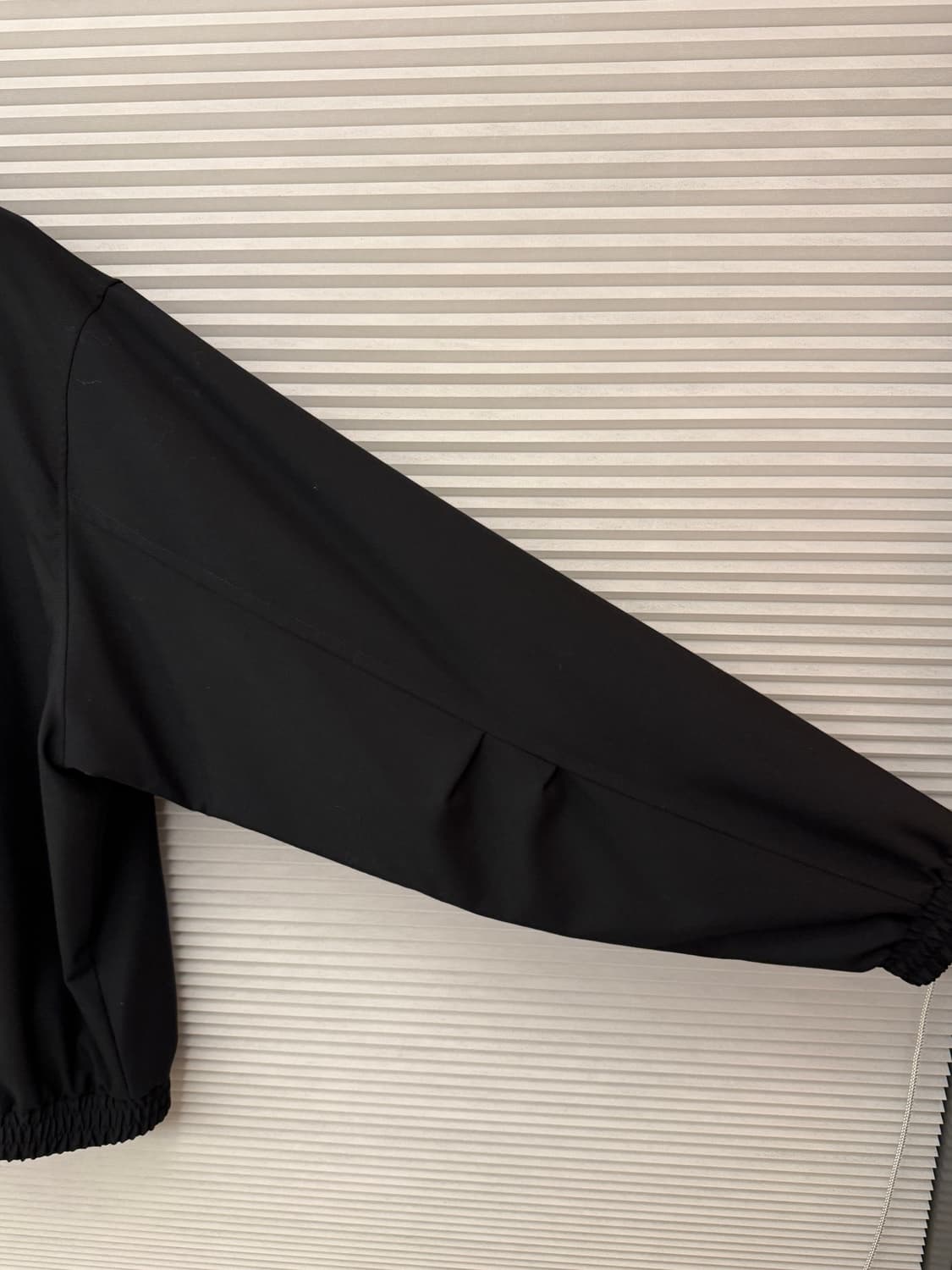 오라리 울 집 블루종 블랙 4사이즈 새상품 판매합니다! 상품이미지4