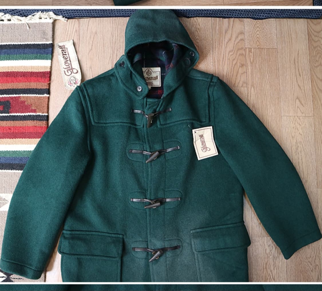 영국산 gloverall 글로버올 더플코트 미사용 색바램

미사용 상품이미지3