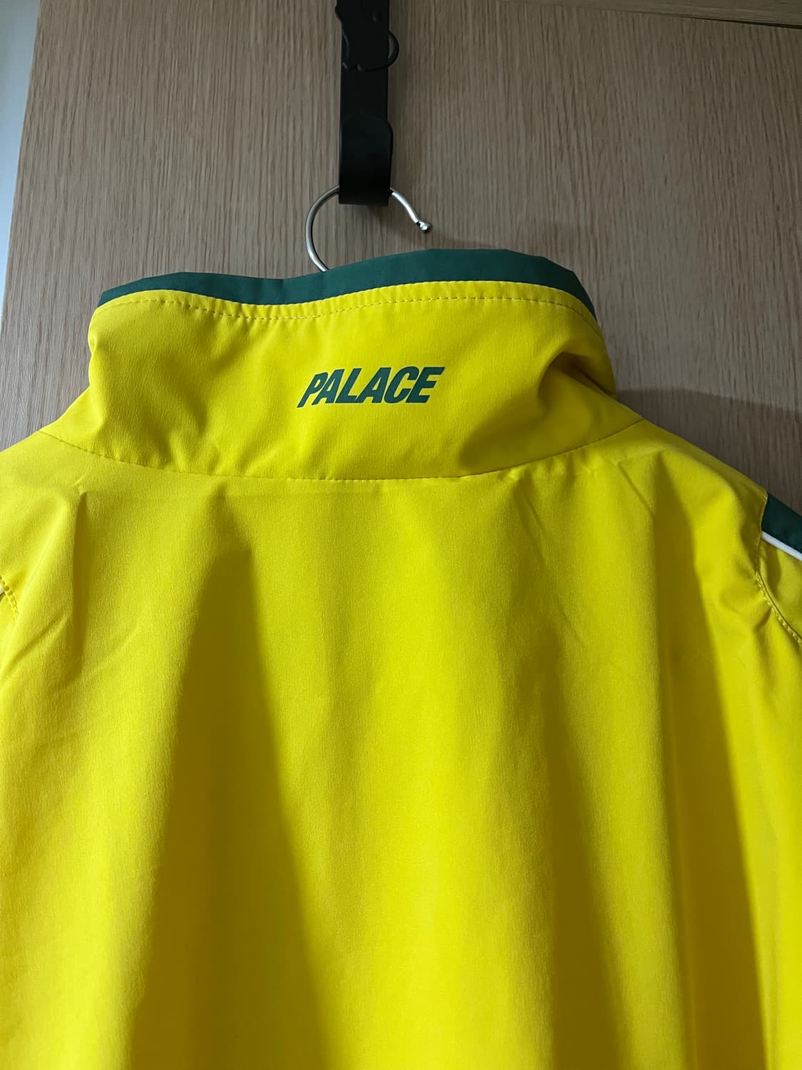 팔라스 프로 팀 02 쉘 자켓 옐로우 - 24FW M사이즈 팝니다 상품이미지7