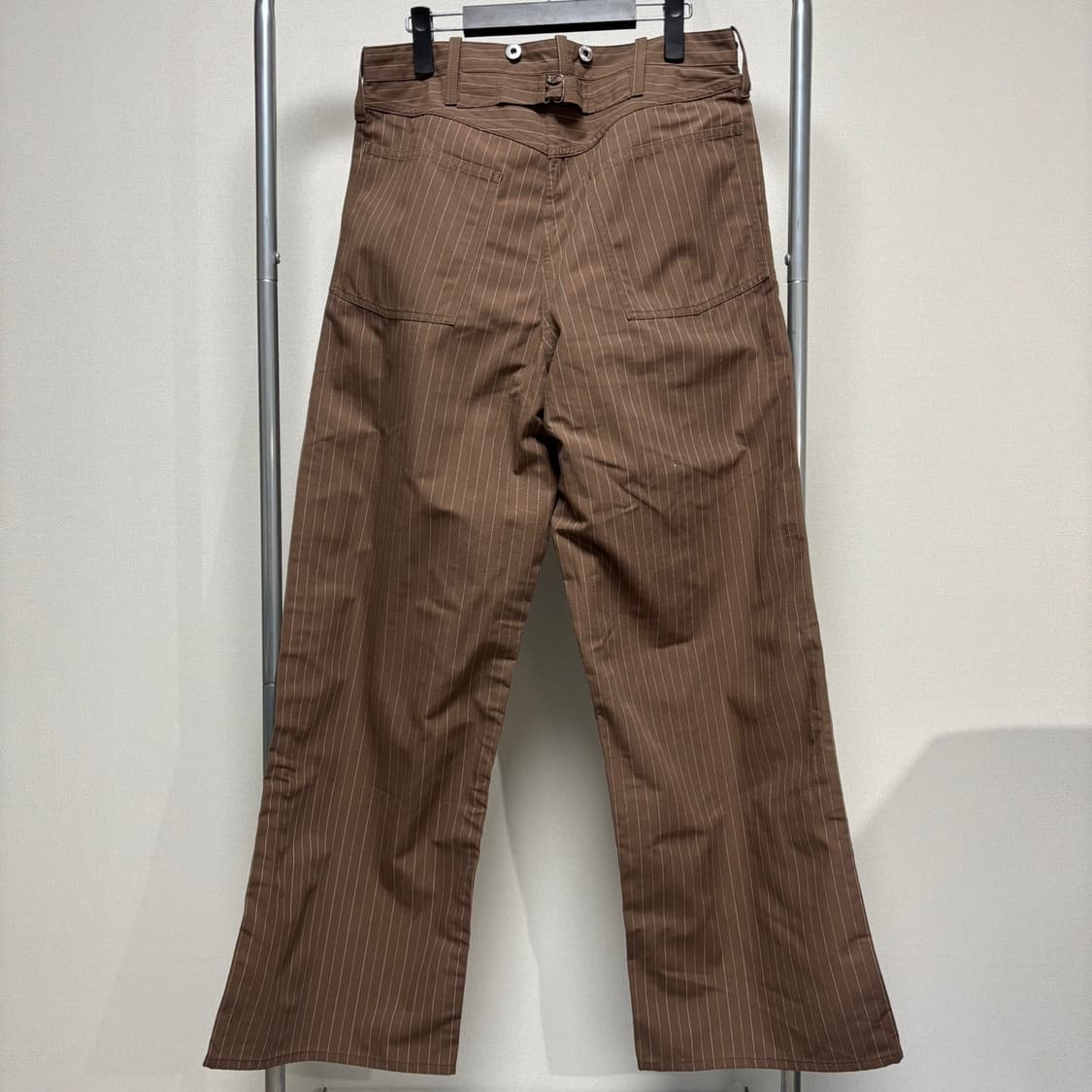 타이가 타카하시 lot 209 버클 백 트라우저 브라운 스트라이프 상품이미지2