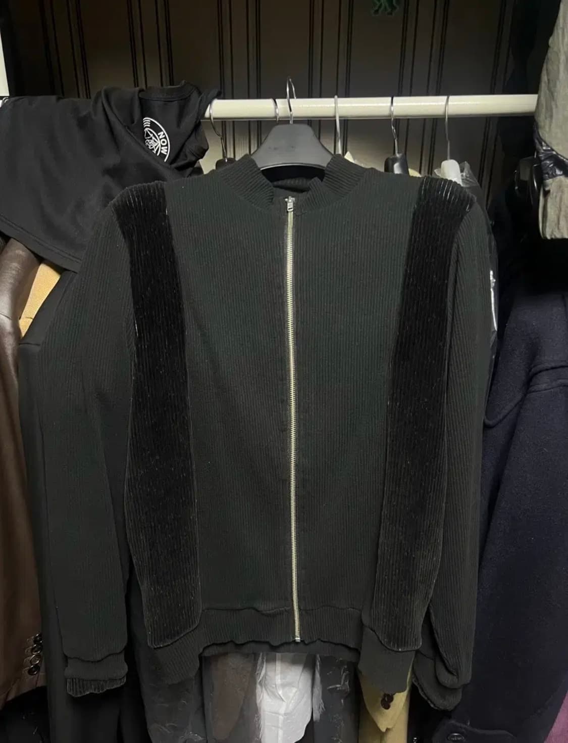 Xlim ep.2 블랙져지 1사이즈 상품이미지1