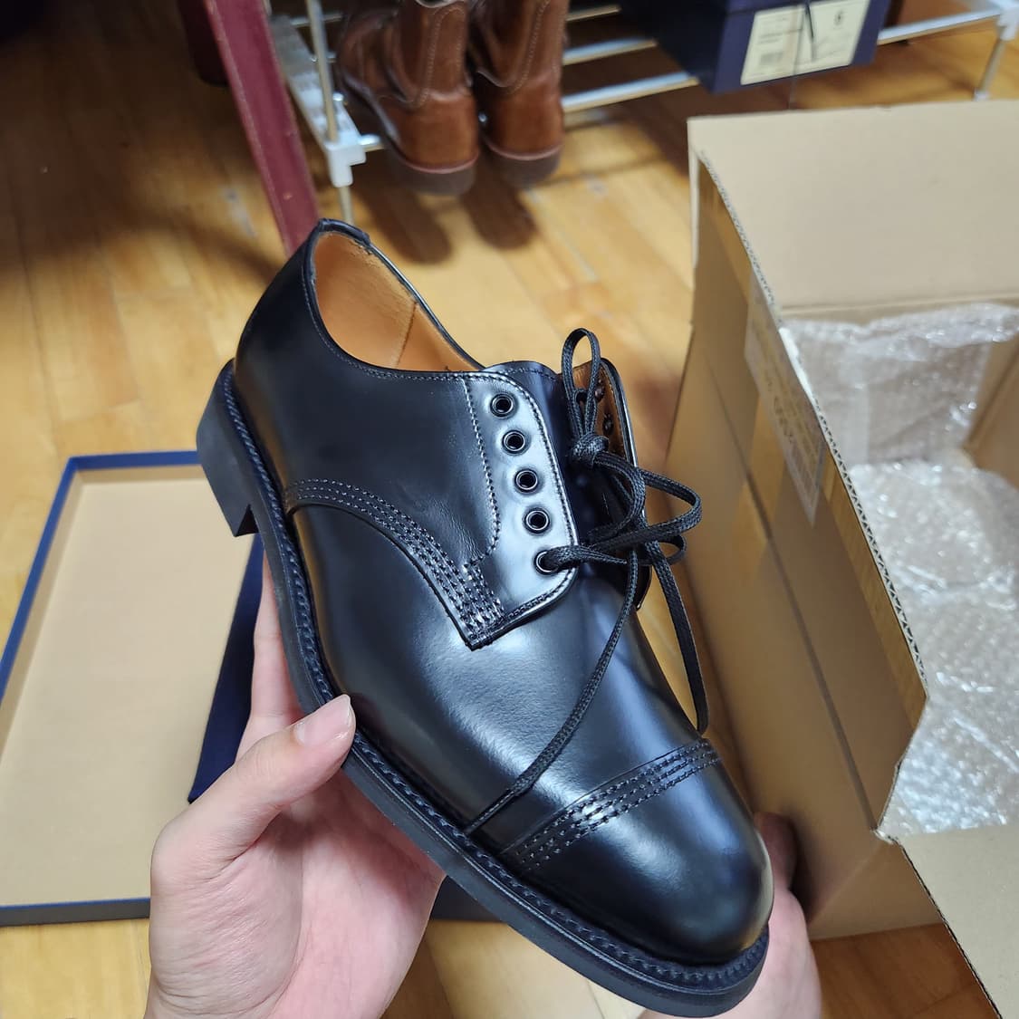 (새상품) 샌더스 밀리터리 더비 폴리쉬드 레더 블랙 UK6 1/2 255 상품이미지2