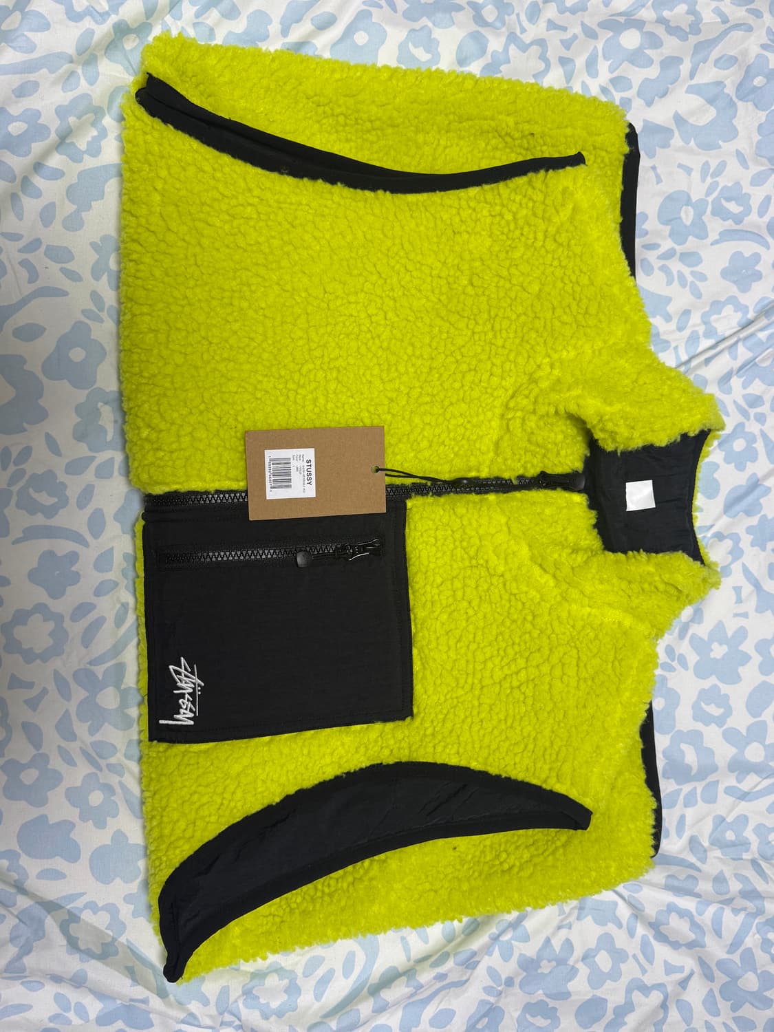 스투시 쉐르파 리버시블 베스트 라임  상품이미지2