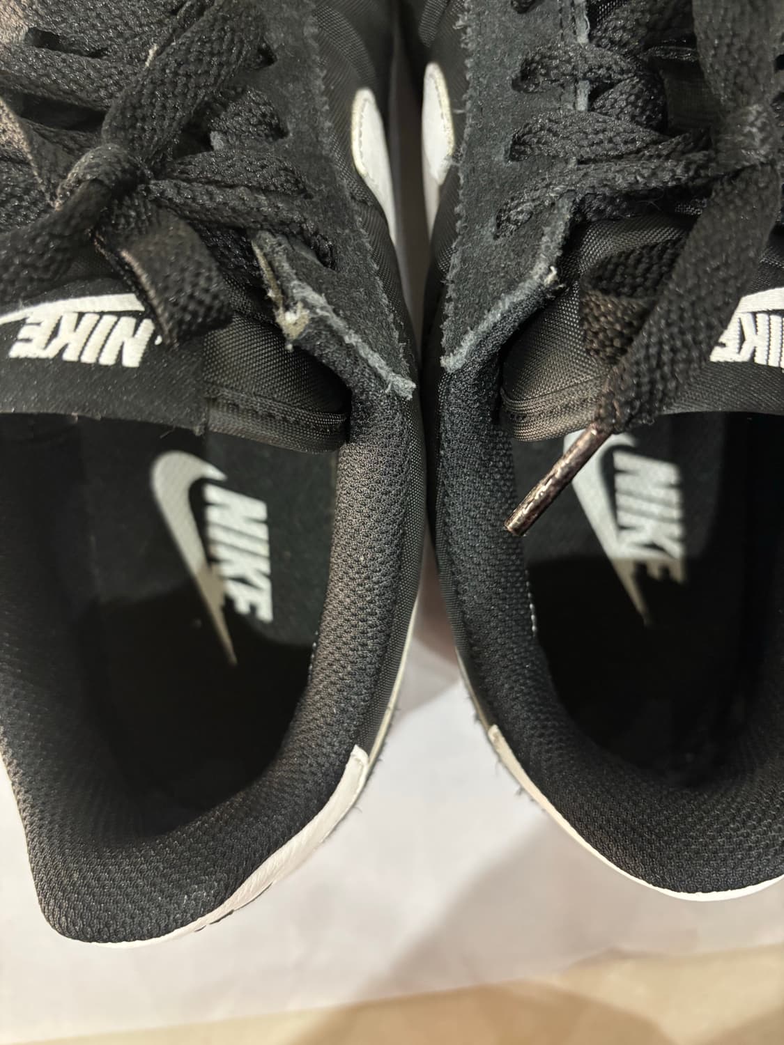 나이키 나일론 코르테즈 검흰 245 상품이미지5