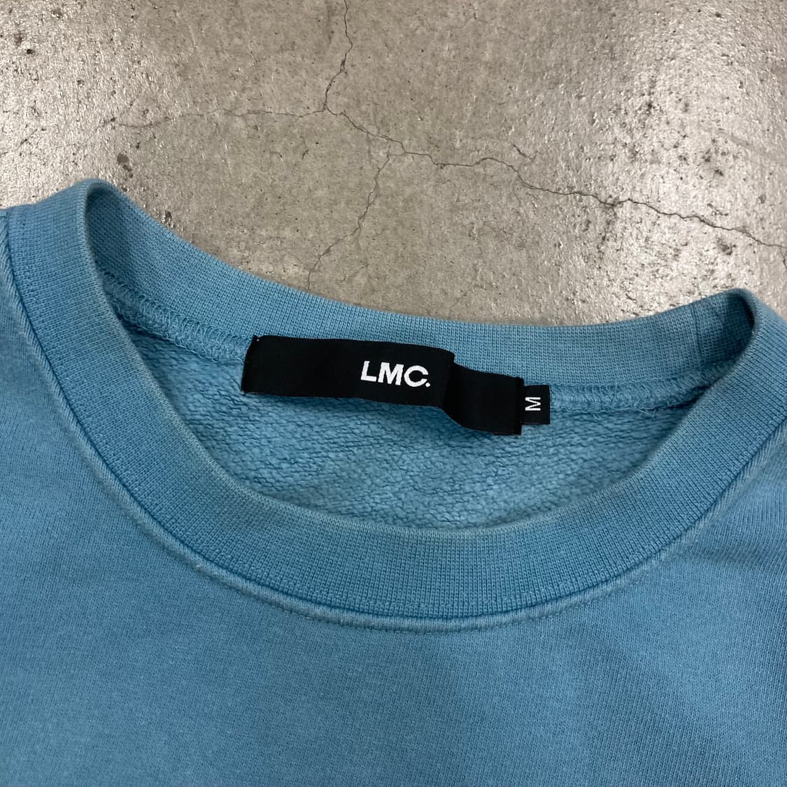 LMC 스카이 컬러 빅로고 맨투맨 상품이미지3