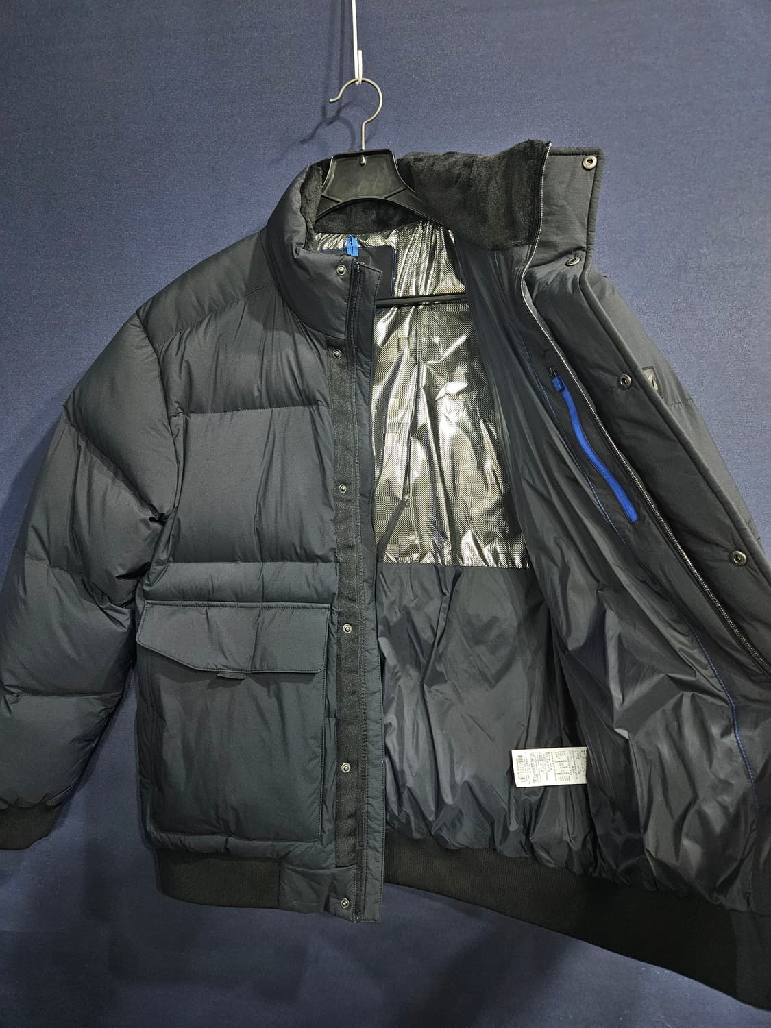 밀레 차콜컬러 남성 110 구스다운 대장급 패딩 상품이미지8