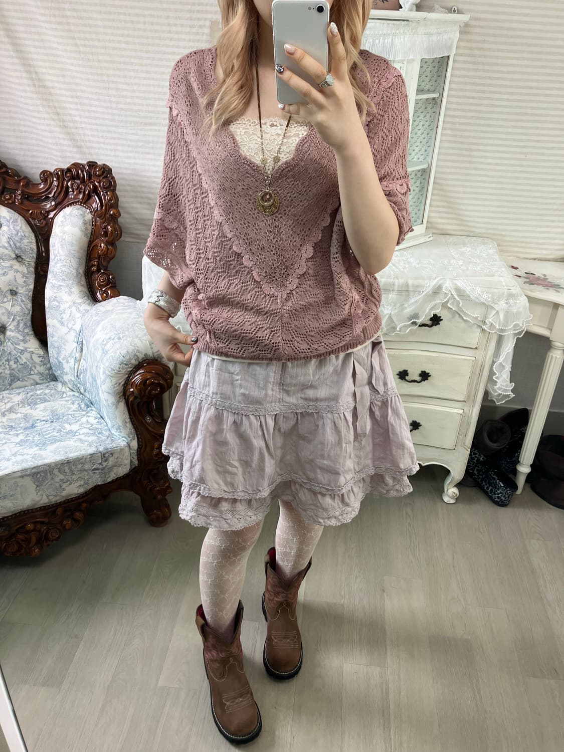 액시즈팜 핑크 크로셰 케이프 니트 상품이미지2