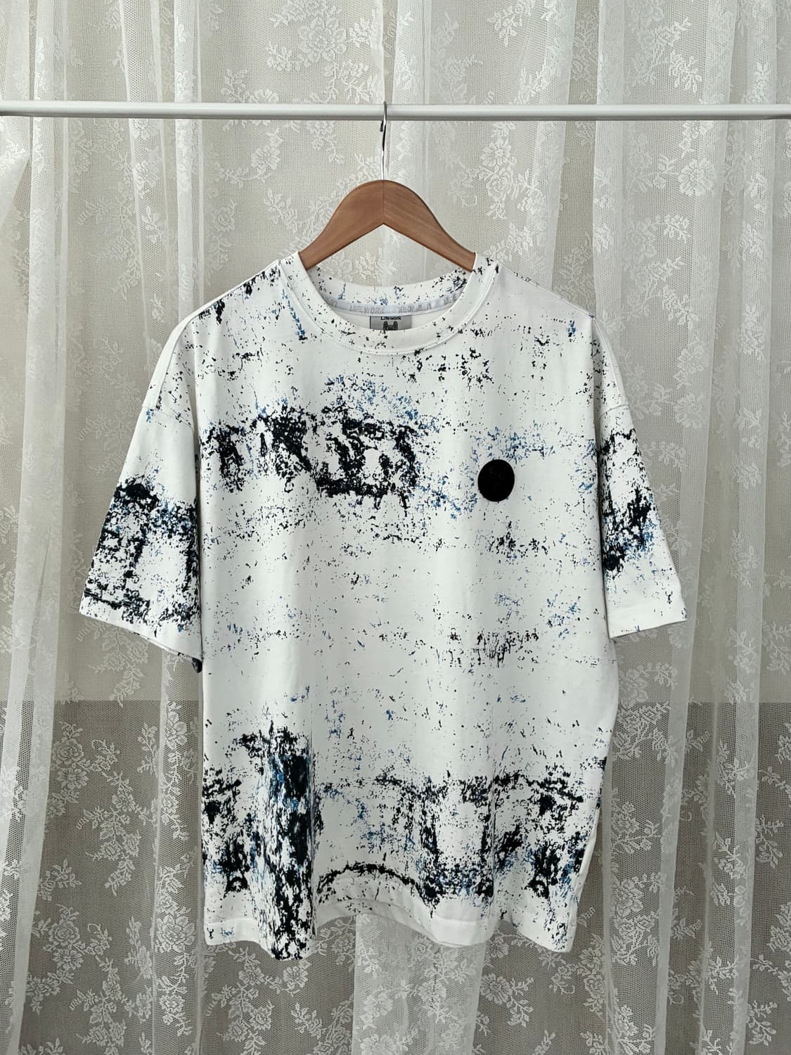 L) 라이프워크 스플래터 반팔 티셔츠 화이트 상품이미지1