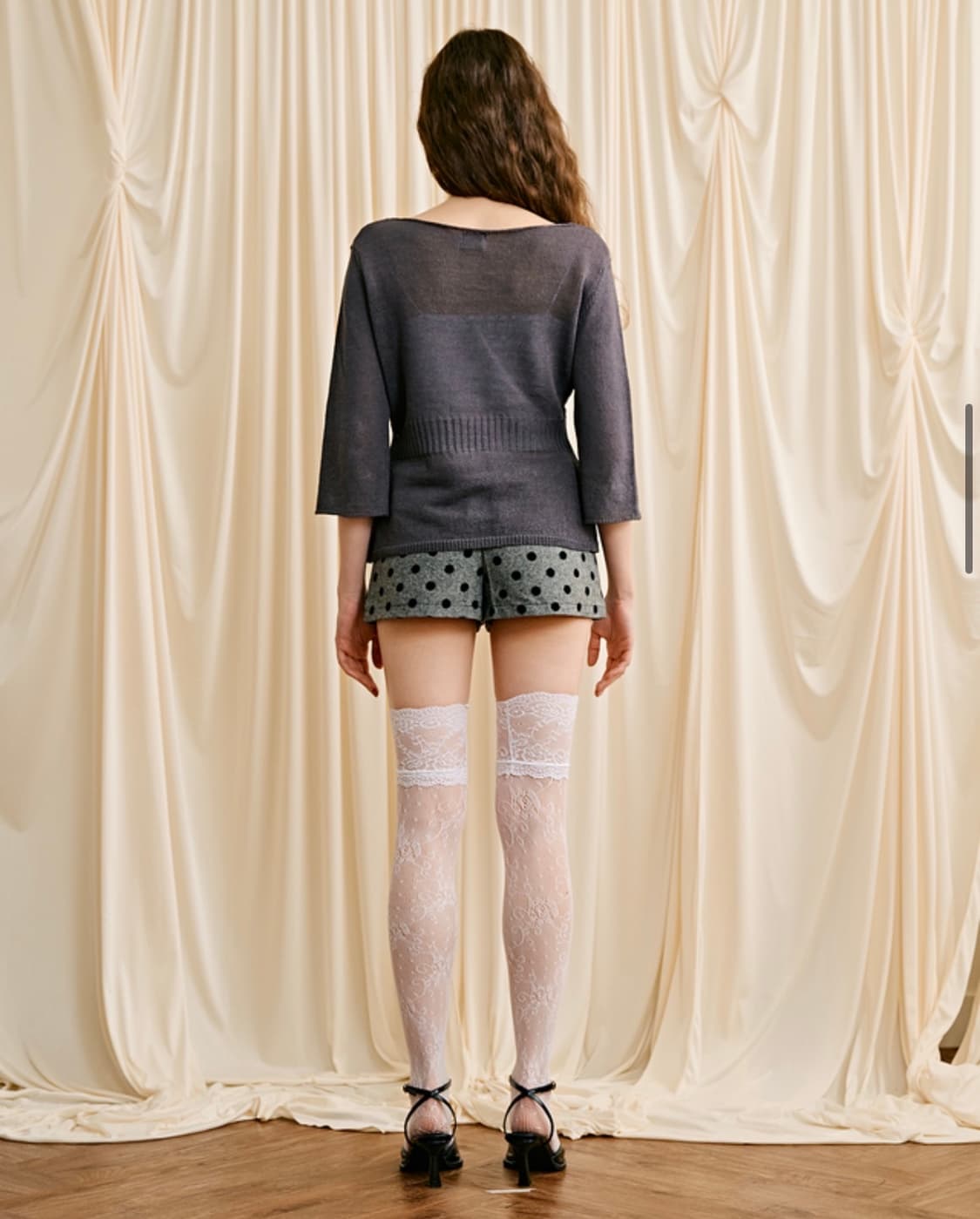 위히 Paper wrap style knit 랩 스타일 7부 니트 상품이미지3