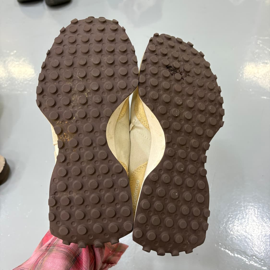 270 뉴발란스 327 운동화 베이지 0305J 상품이미지9