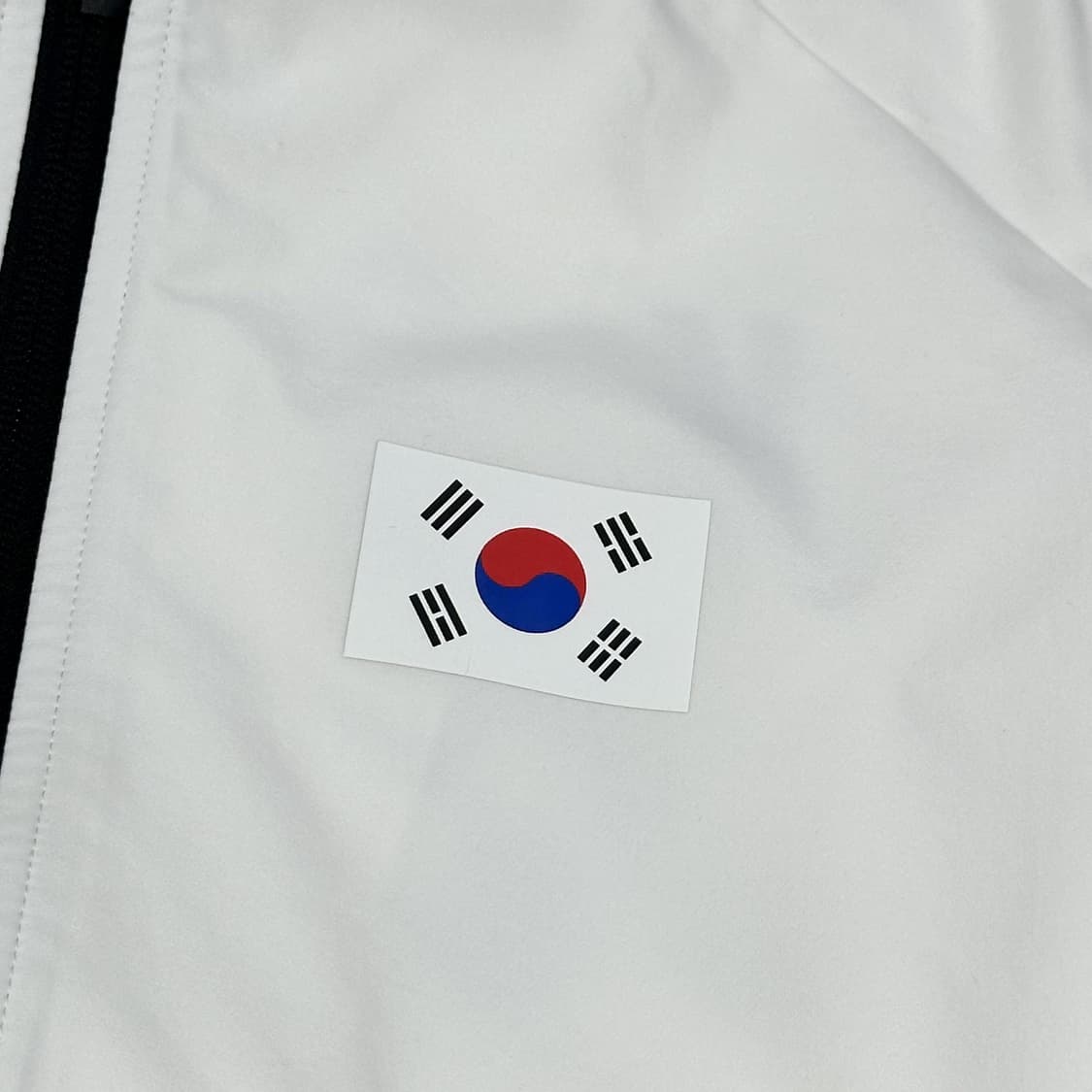 요넥스 배드민턴 국가대표 트레이닝 바람막이 화이트 L 상품이미지5