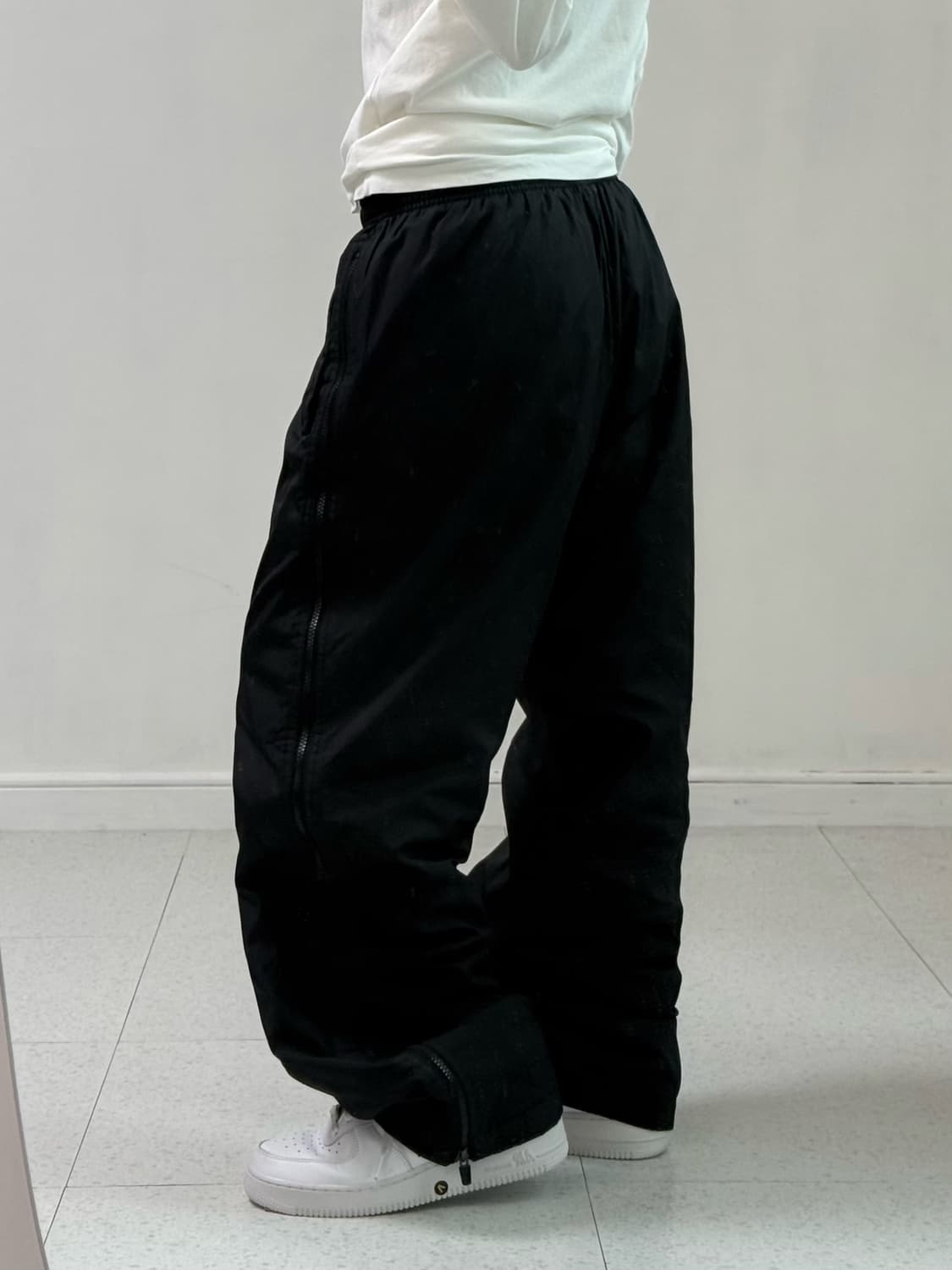 나이키 블랙 패딩 팬츠 상품이미지3