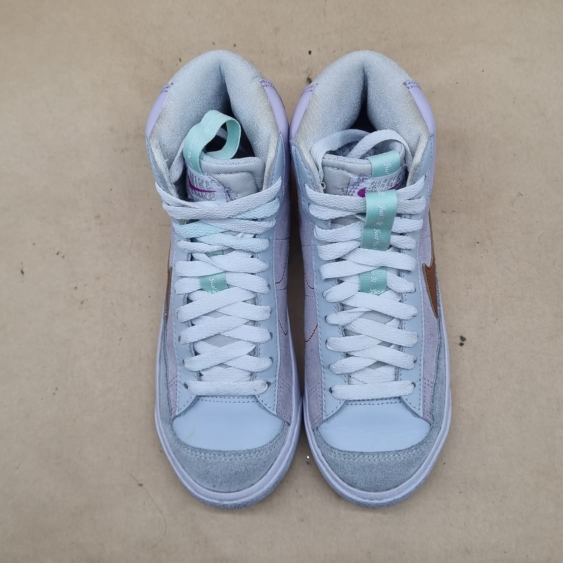 나이키 블레이저 미드77 하이탑 225 상품이미지2