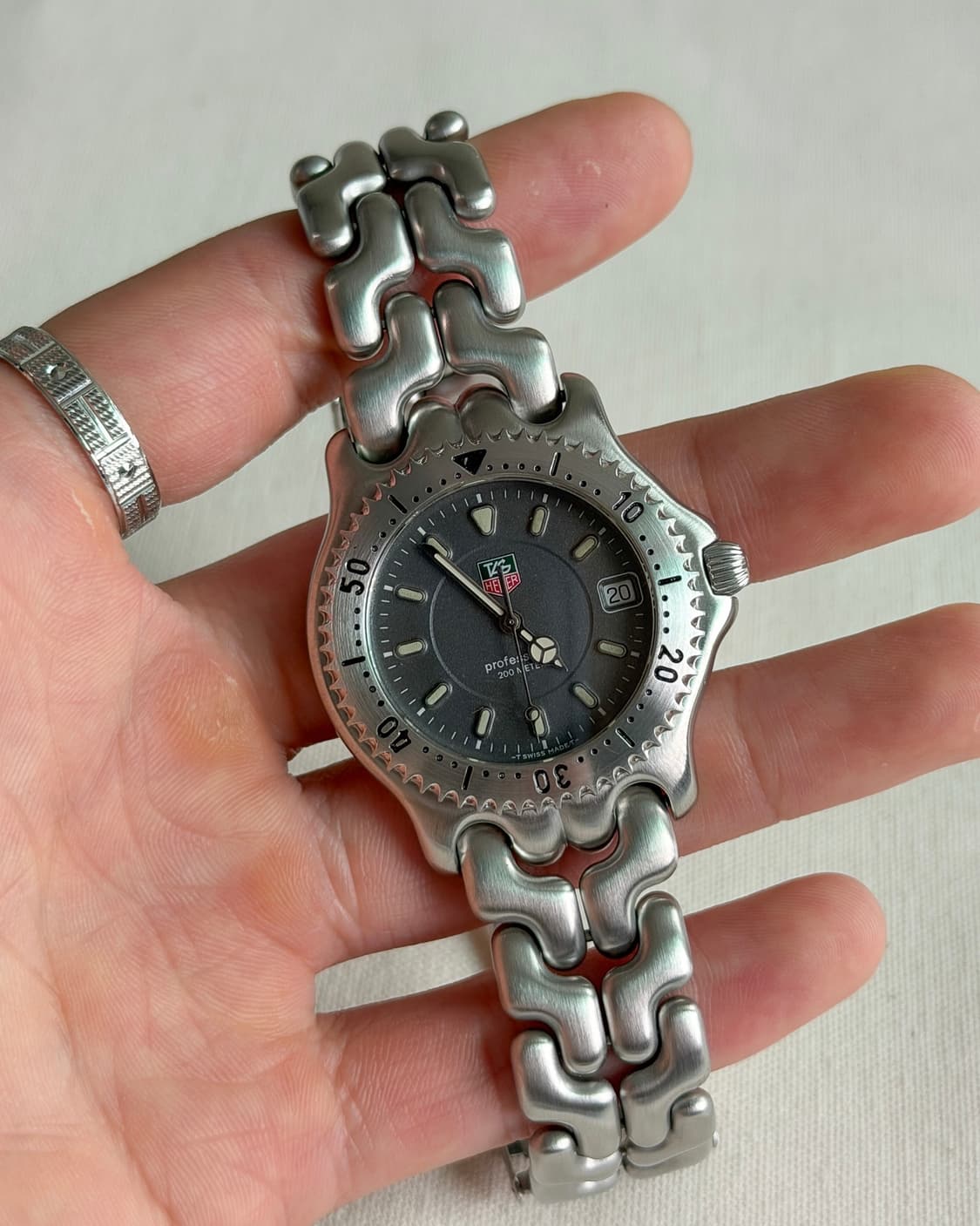 태그호이어 s/el 그레이 다이얼 40mm 상품이미지1