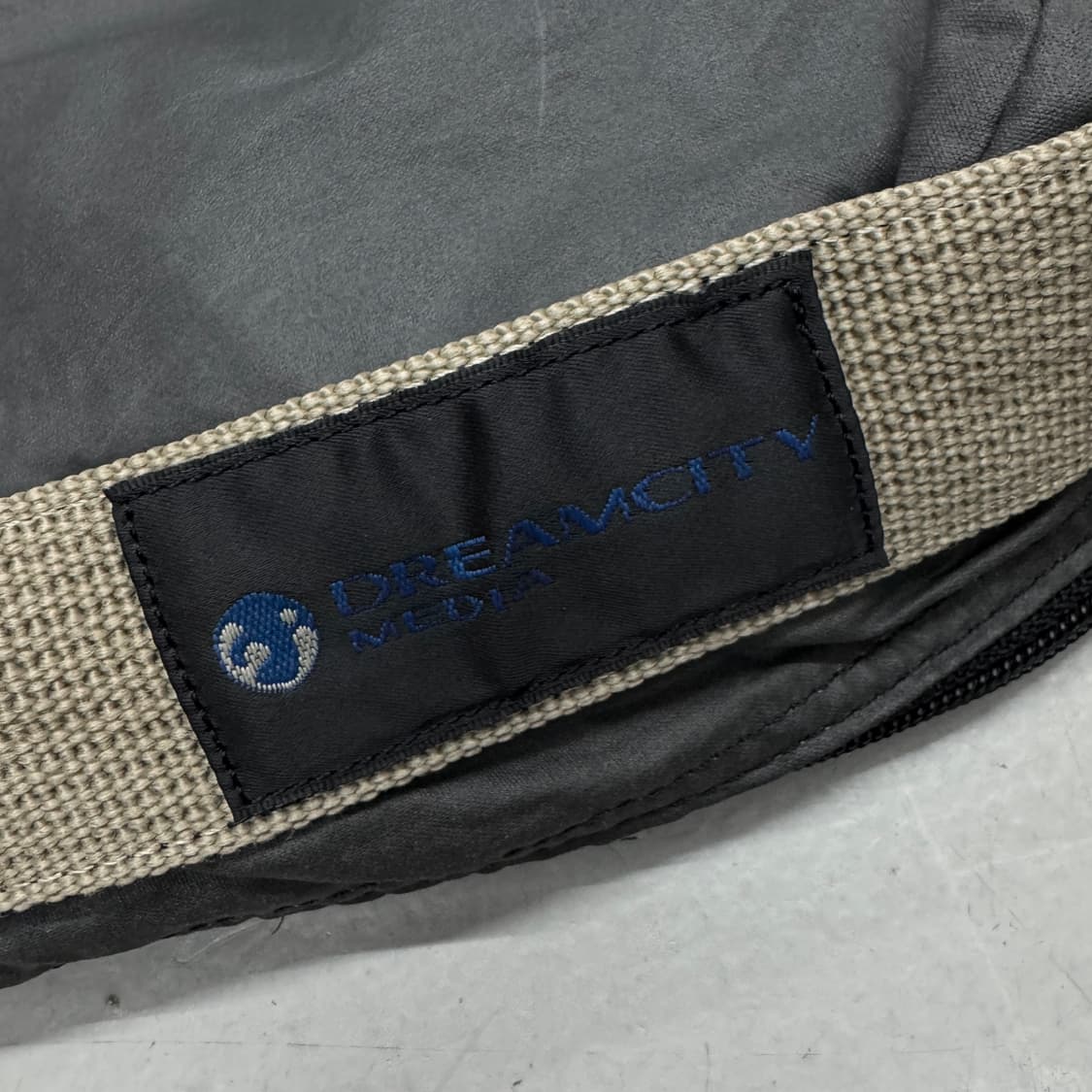 디젤 테크니컬 미니 크로스백 상품이미지4