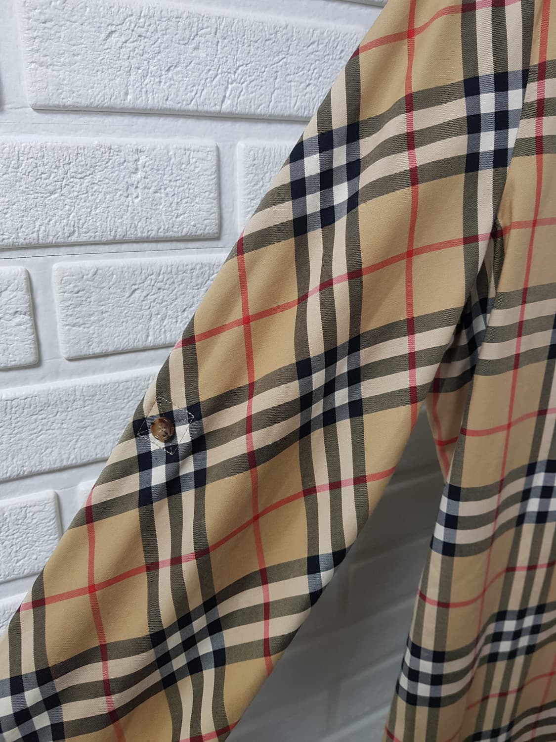 [us10/66/22년/정품] 버버리 노바체크 롤업 셔츠 상품이미지5