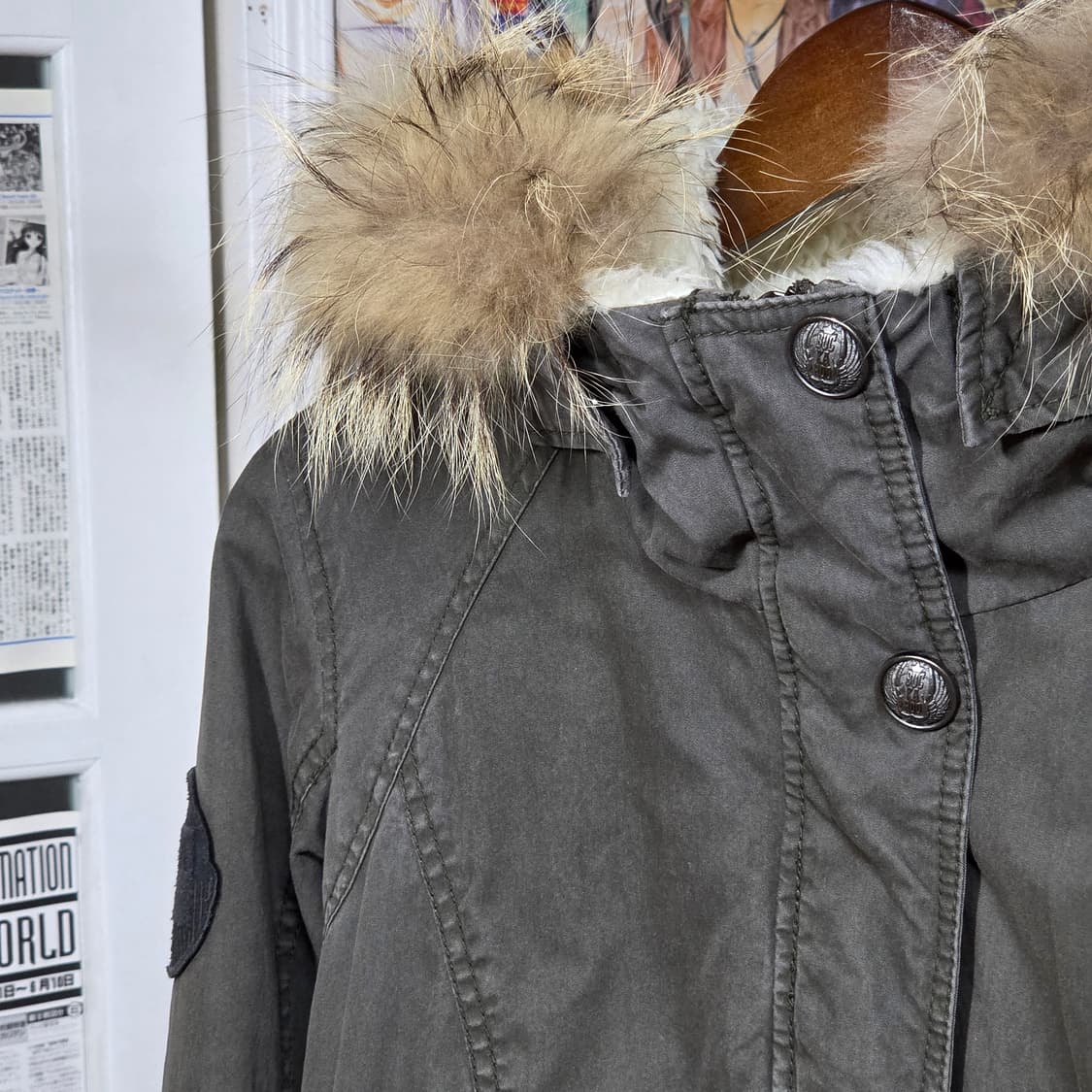 버커루 Y2K 카키 라쿤 퍼 패디드 점퍼 상품이미지3