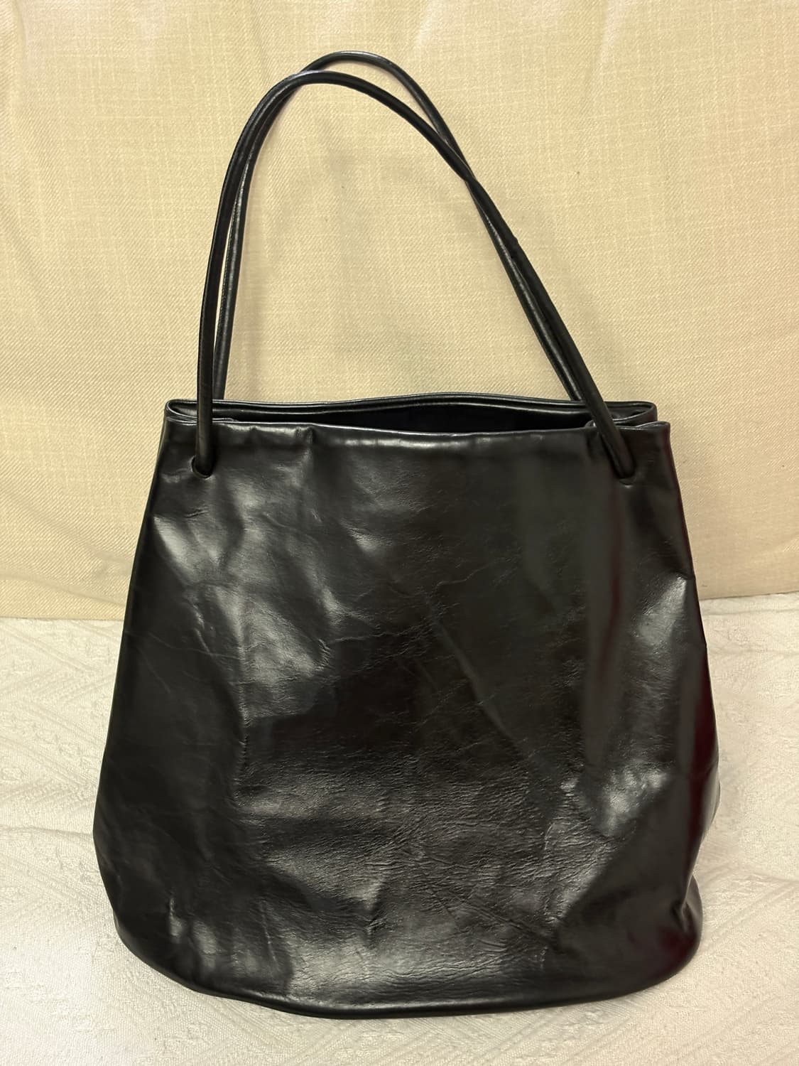 Gabriela coll garments hoof bag black 상품이미지3