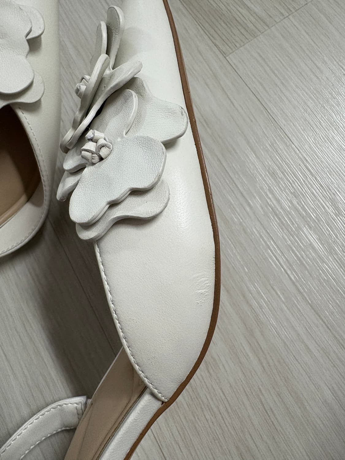 알도 웨딩구두 웨딩슈즈 양가죽 플라워 펌프스 힐 화이트 240 상품이미지4