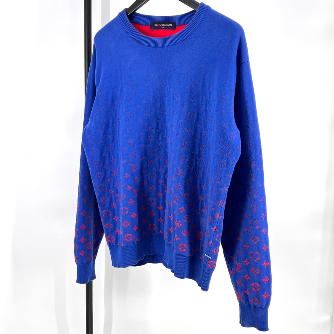 [L사이즈] 루이비통 모노그램 그라데이션 니트 (1A8WO6) 상품이미지2