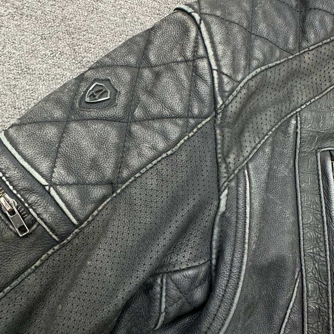 알렌네즈 바이커 가죽자켓 상품이미지7