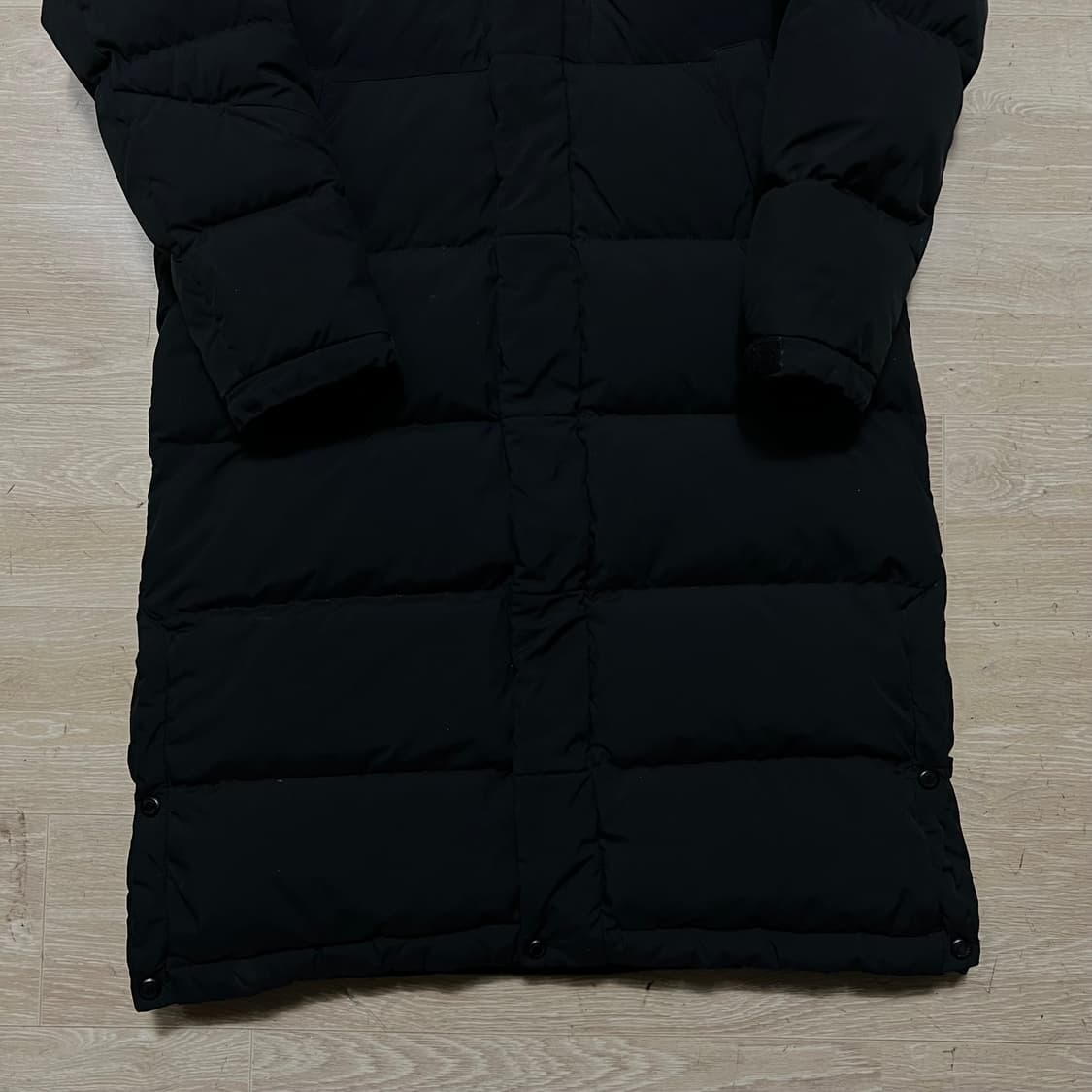 엘레쎄 덕다운 로고 후드 롱패딩 [블랙] S/90 상품이미지3