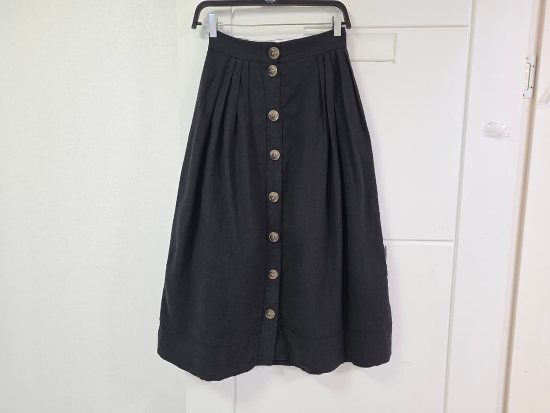 bassike 블랙 린넨100% 주름배색 오픈형 스커트 25
 상품이미지1