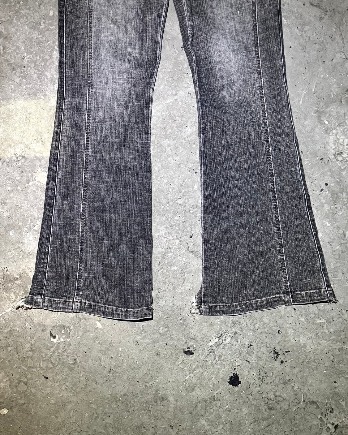 Grey Wash Denim Boot-cut Pants 상품이미지8
