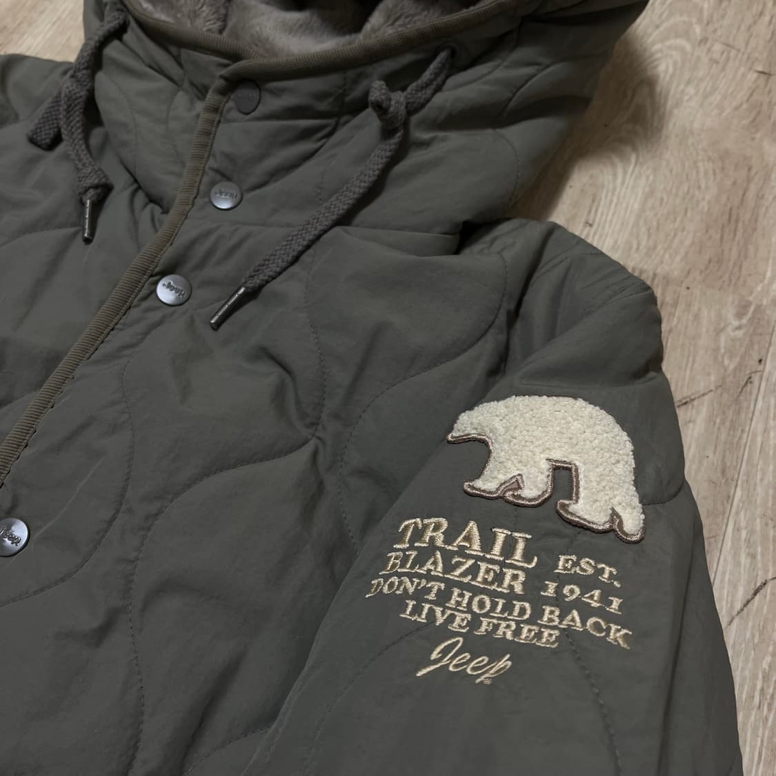 지프 후드 퀼팅 경량 패딩 S/90 상품이미지5