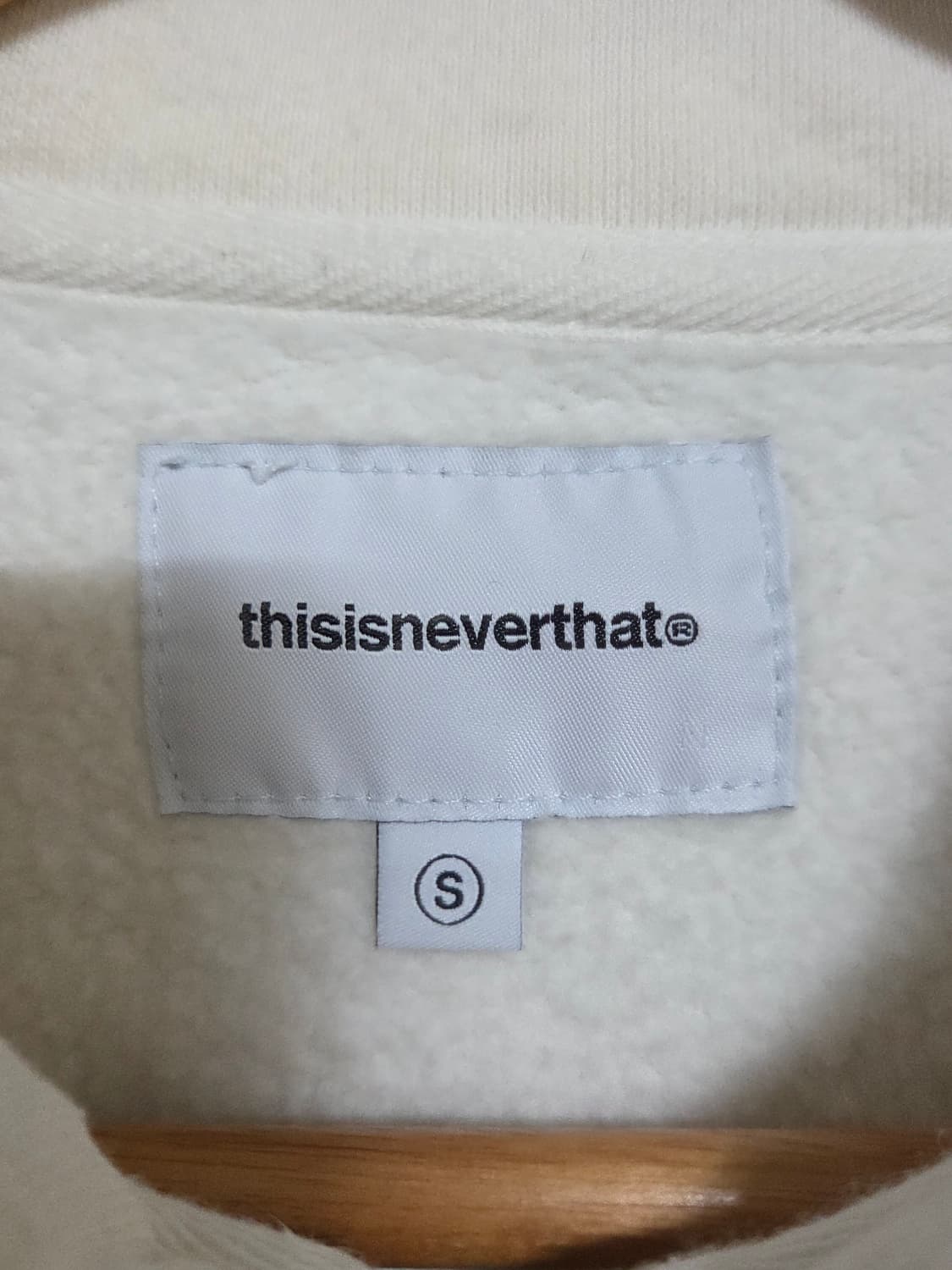 [디스이즈네버댓] 반집업 카라 맨투맨 | 00058 상품이미지3