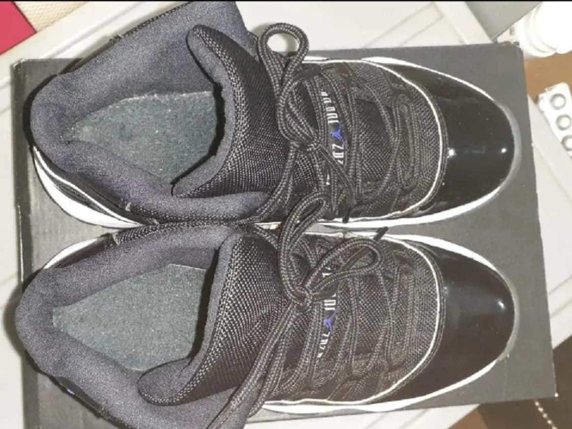 에어 조던11 레트로 스페이스 잼 상품이미지6